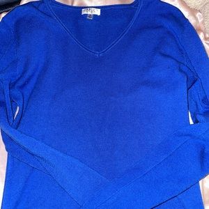 Basic Milano Women’s V-Neck Long Sleeve Blue Shirt Size Small